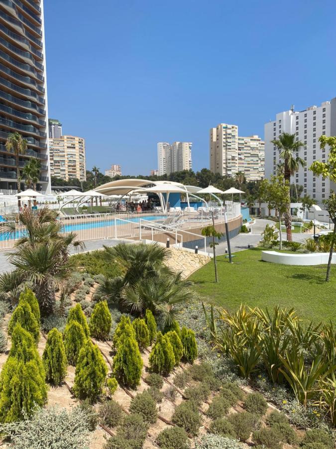 Sunset Waves Sea View Apartments بينايدورم المظهر الخارجي الصورة
