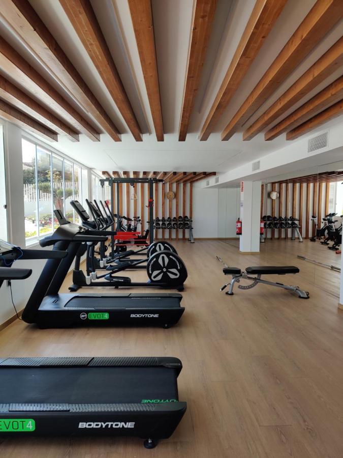 Sunset Waves Sea View Apartments بينايدورم المظهر الخارجي الصورة