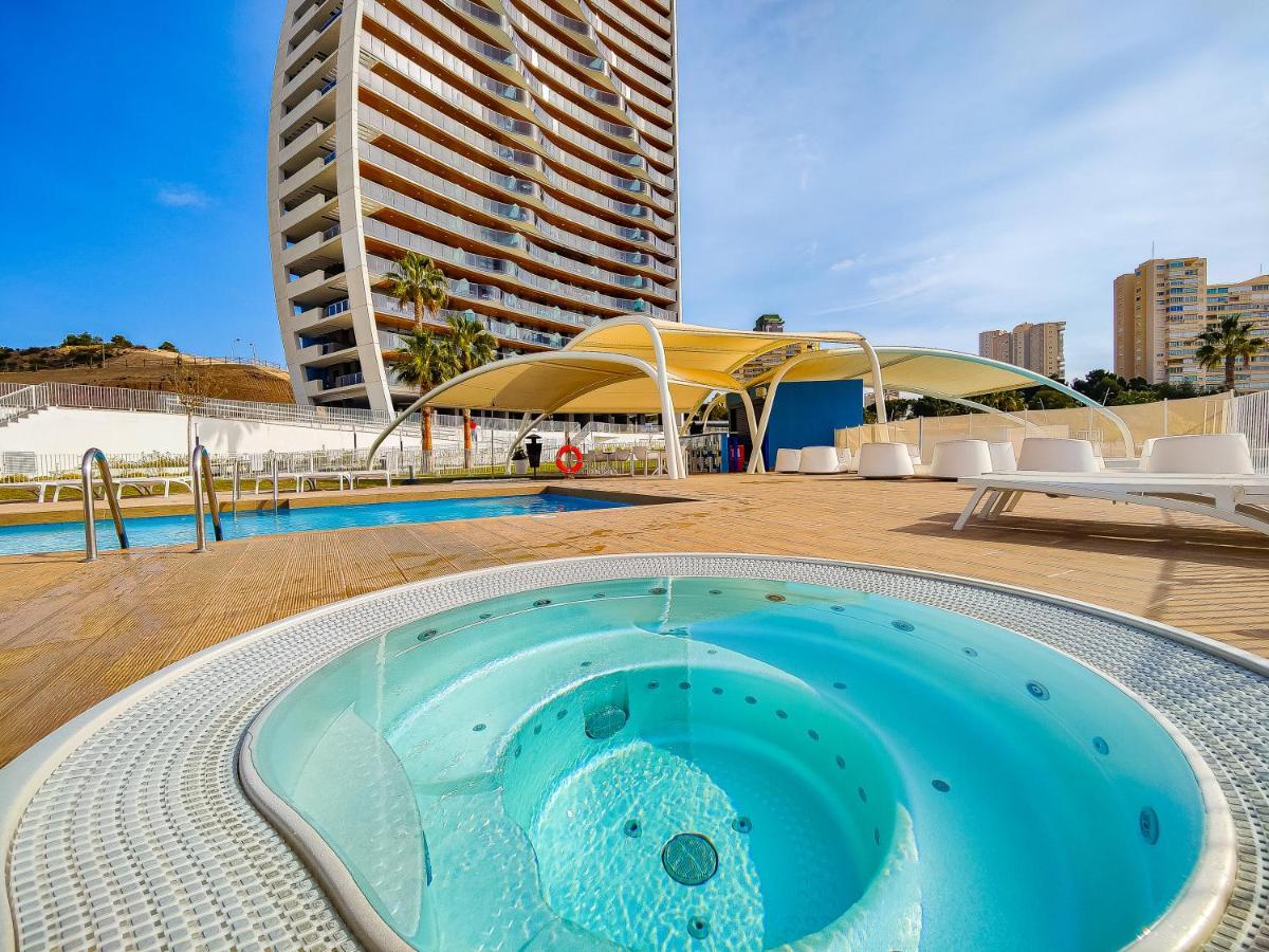 Sunset Waves Sea View Apartments بينايدورم المظهر الخارجي الصورة