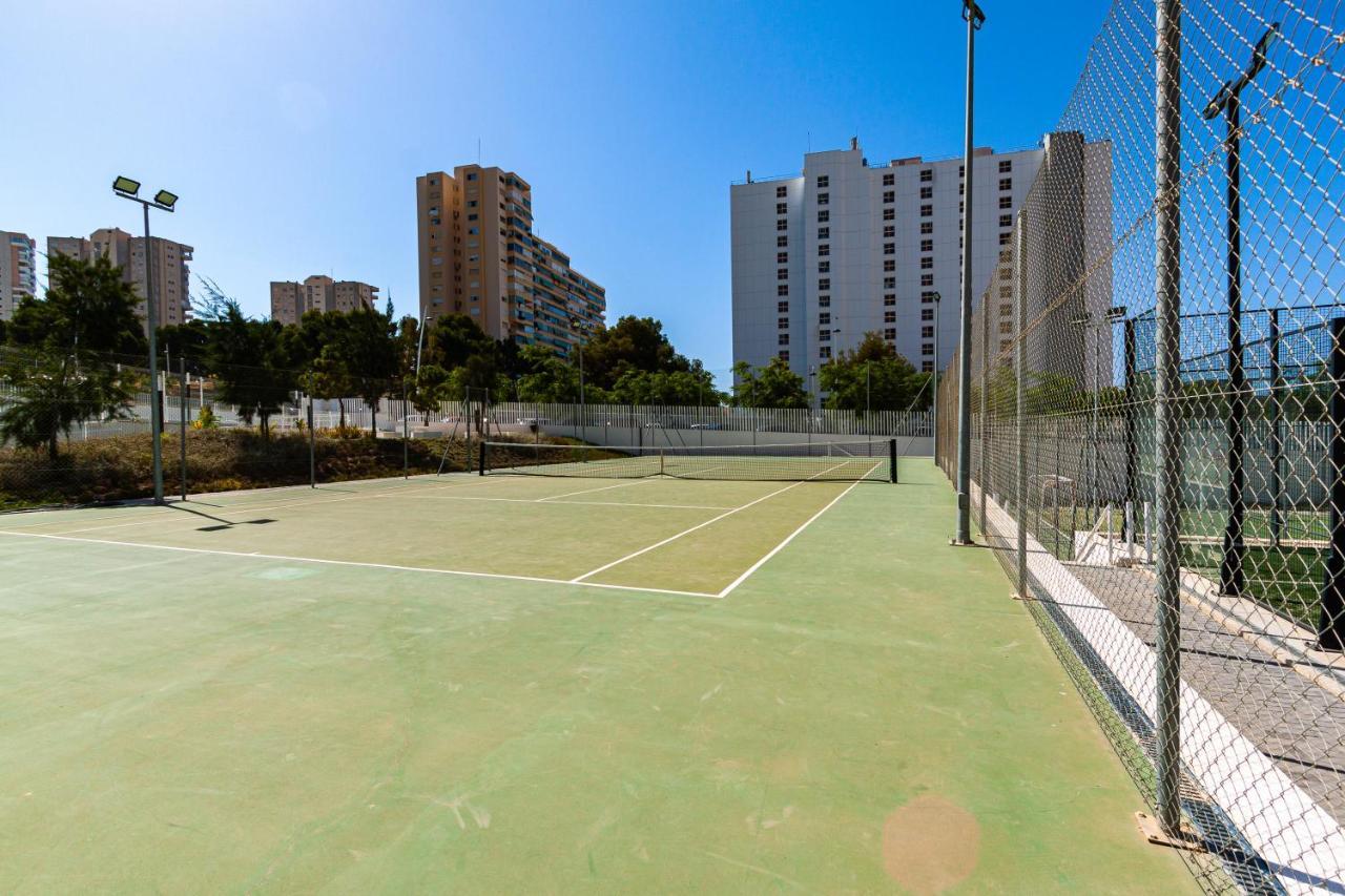 Sunset Waves Sea View Apartments بينايدورم المظهر الخارجي الصورة