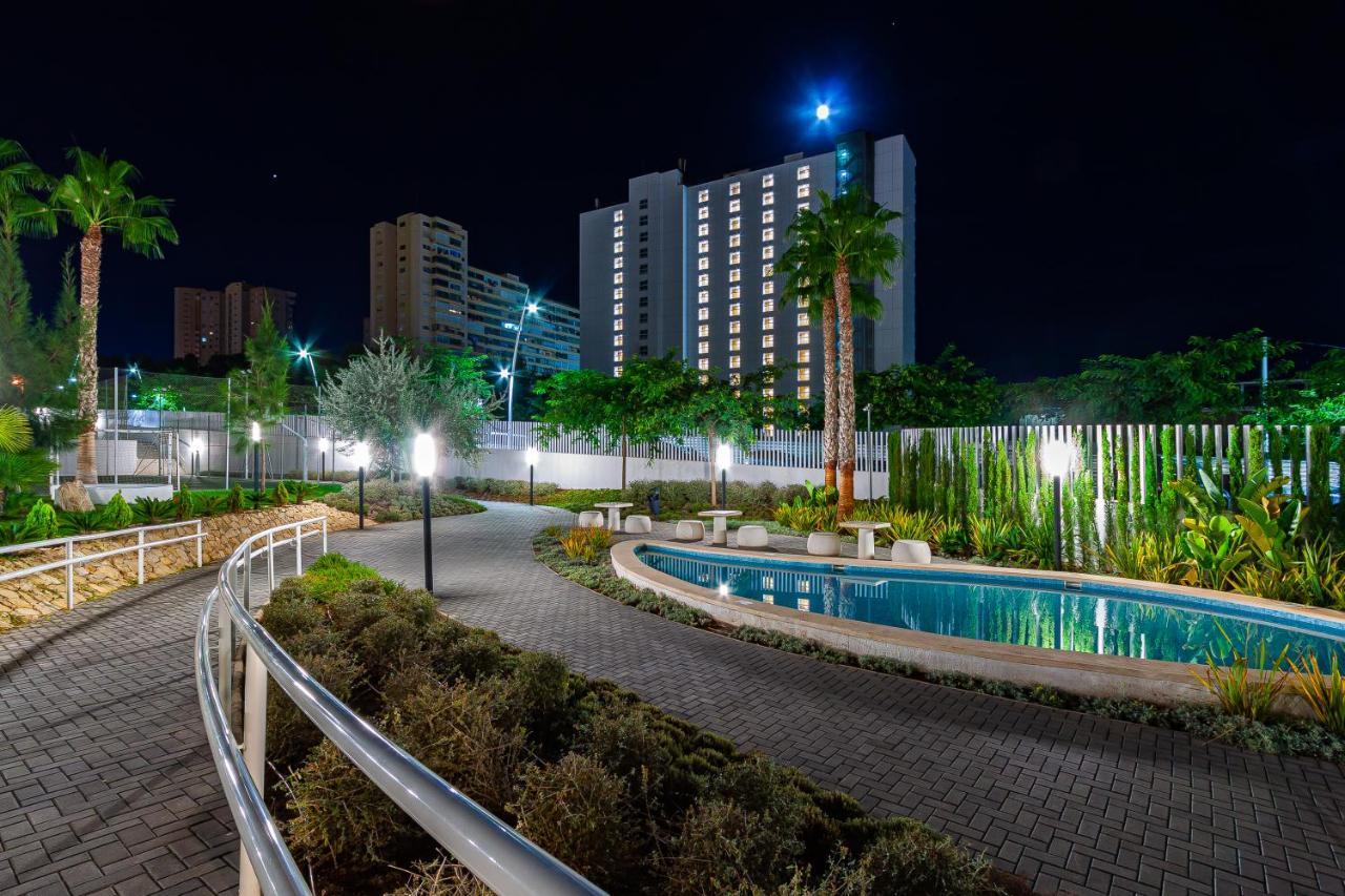 Sunset Waves Sea View Apartments بينايدورم المظهر الخارجي الصورة