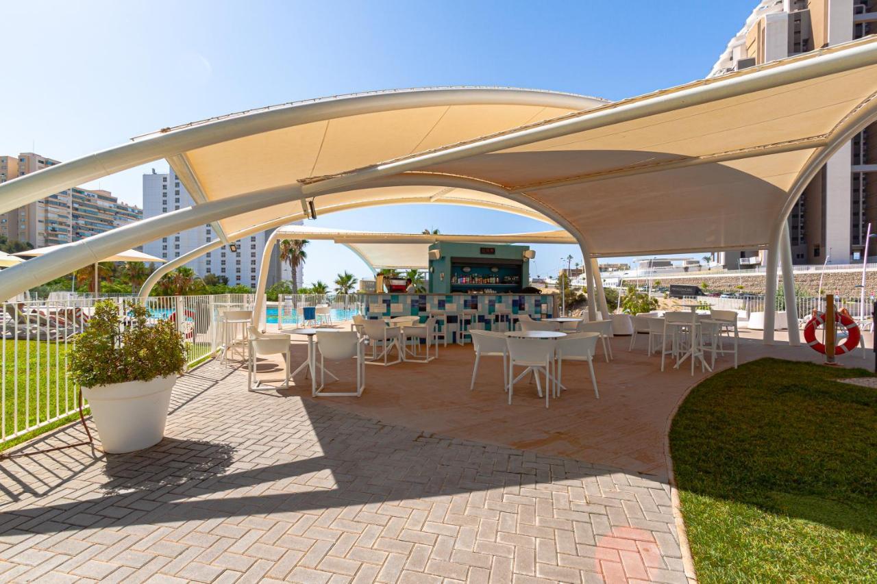 Sunset Waves Sea View Apartments بينايدورم المظهر الخارجي الصورة