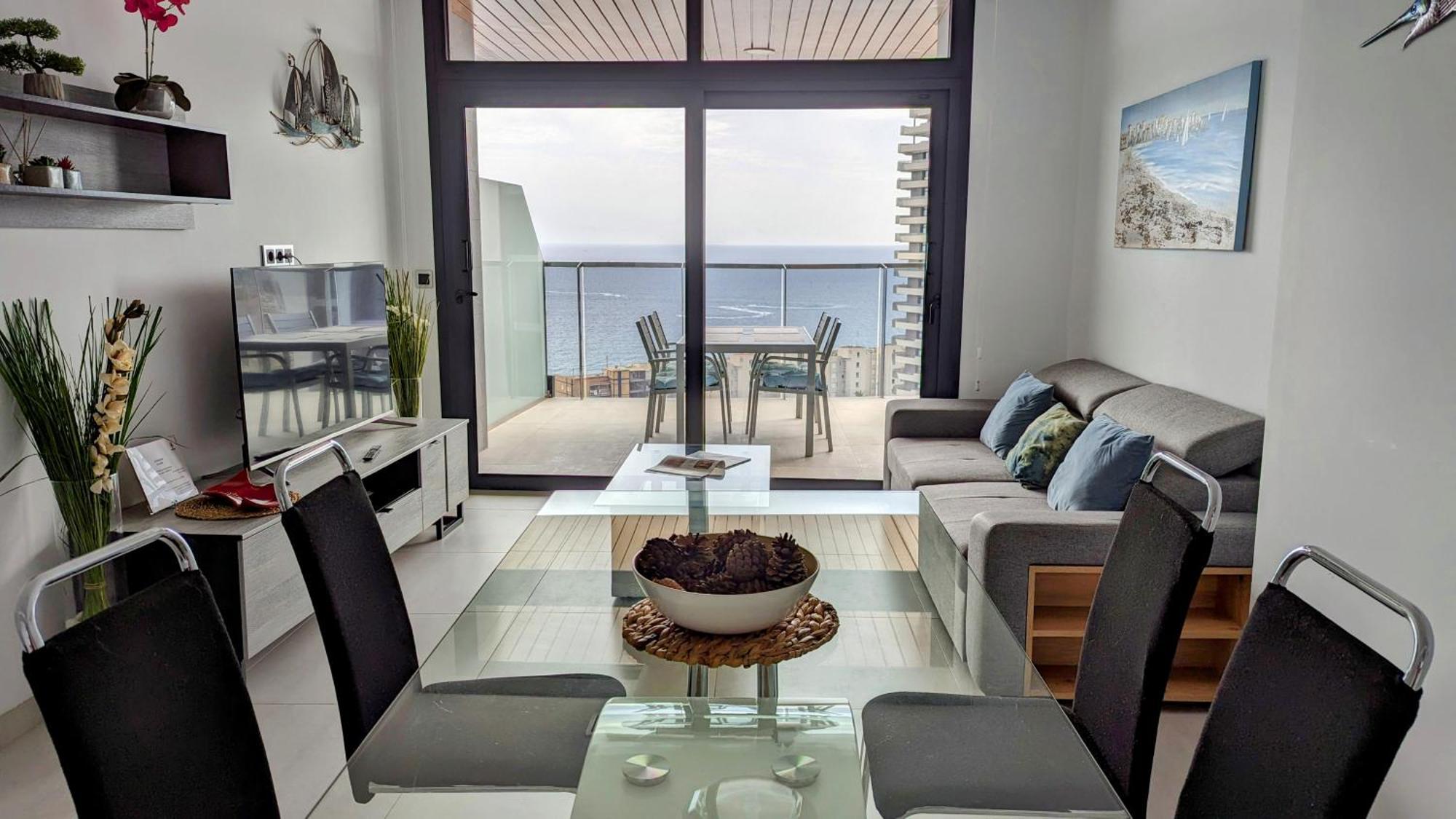 Sunset Waves Sea View Apartments بينايدورم المظهر الخارجي الصورة