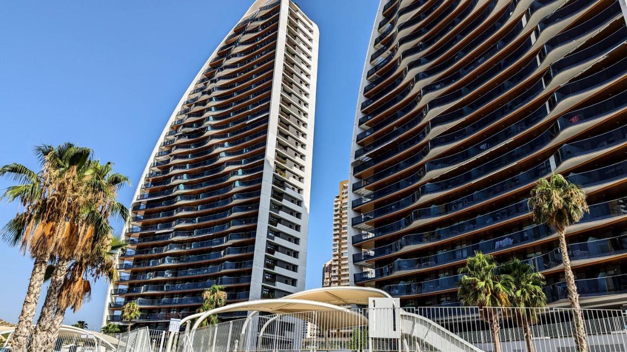 Sunset Waves Sea View Apartments بينايدورم المظهر الخارجي الصورة
