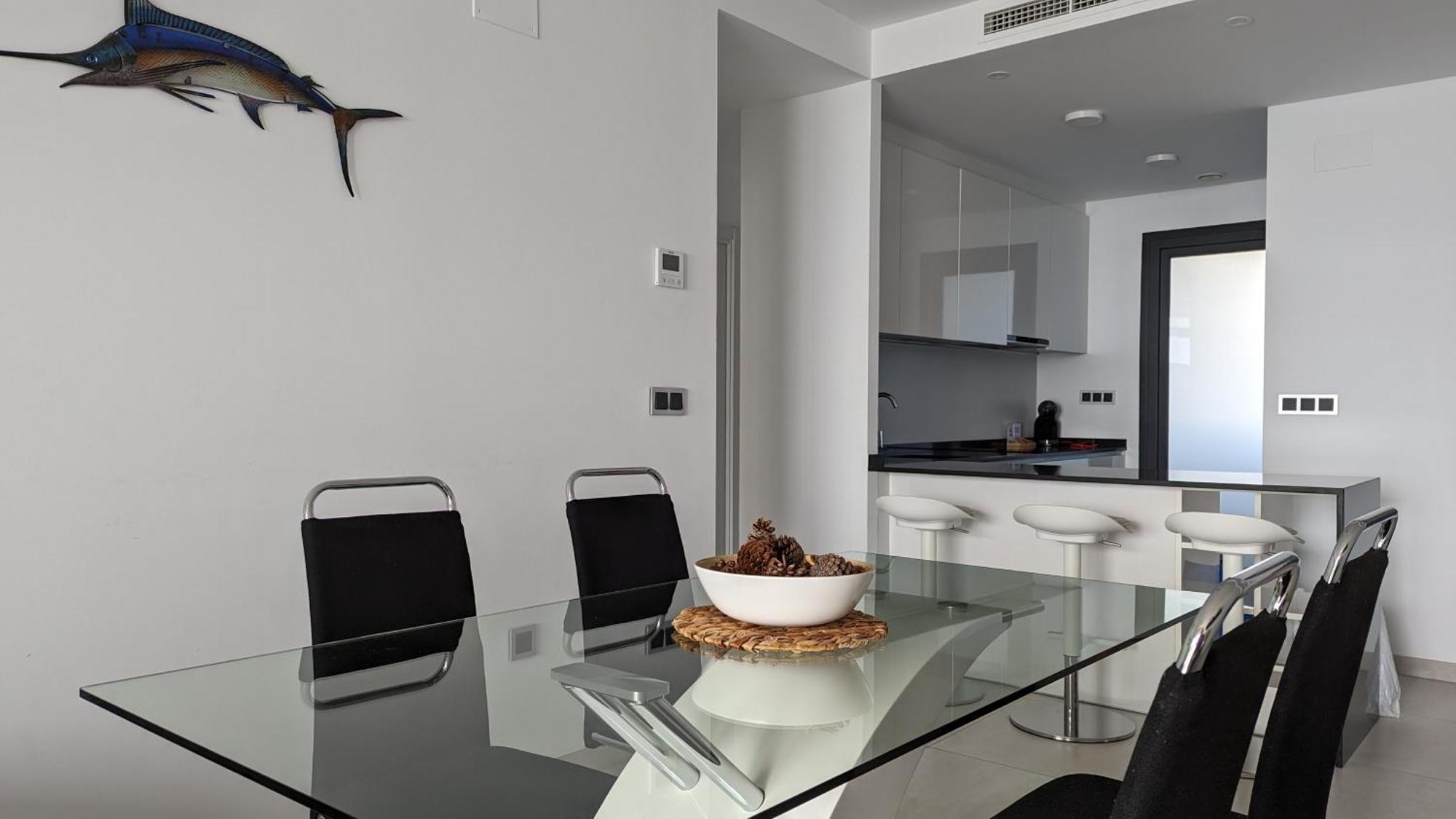 Sunset Waves Sea View Apartments بينايدورم المظهر الخارجي الصورة